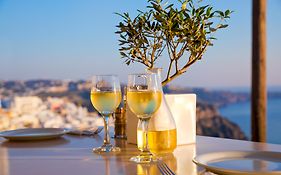 Aqua Luxury Suites by NOMÉE Hospitality Group